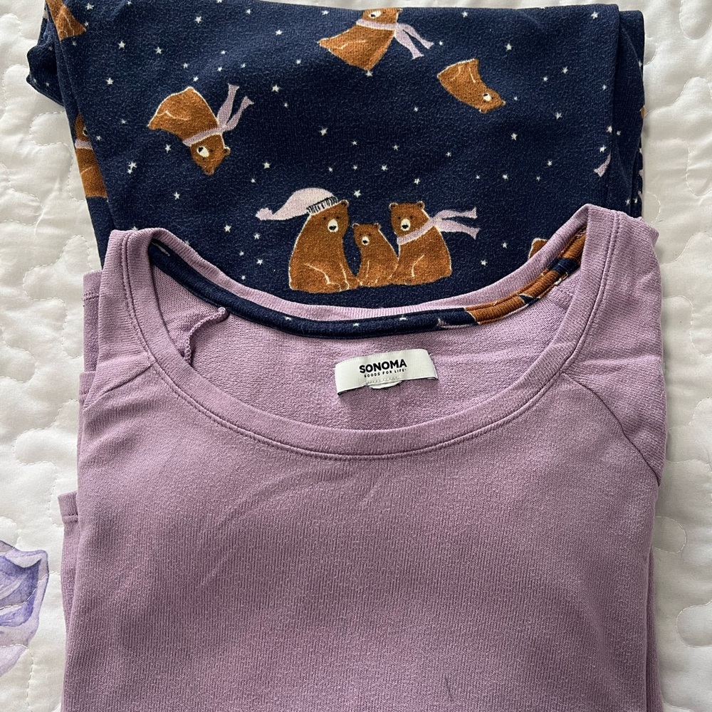 Sonoma Women’s Lavender/Navy Pajama Set Size L